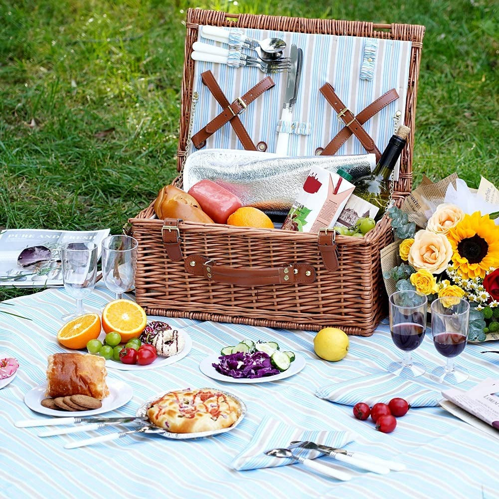 Wicker Picnic Basket Set for 4 Persons | Large Willow Hamper with Large Insulated Cooler Compartment, Waterproof Blanket and Cutlery Service Kit-Classical Brown